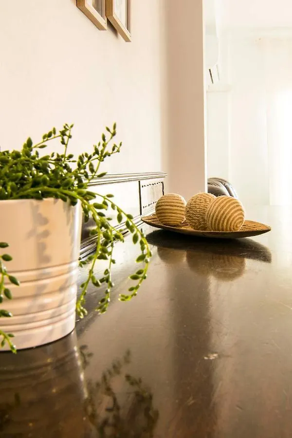 P&P Apartaments Arapiles Malaga Apartment
