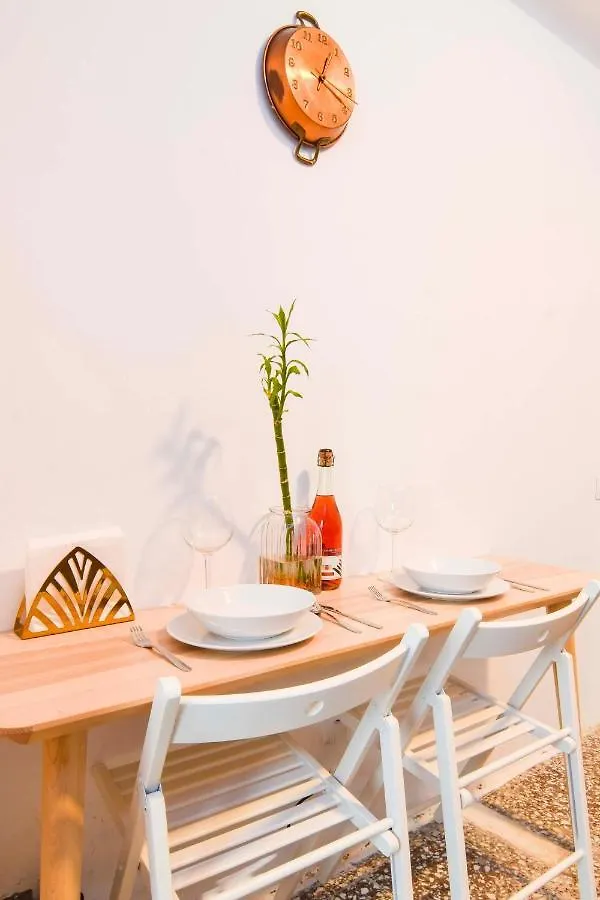 P&P Apartaments Arapiles Malaga Spain